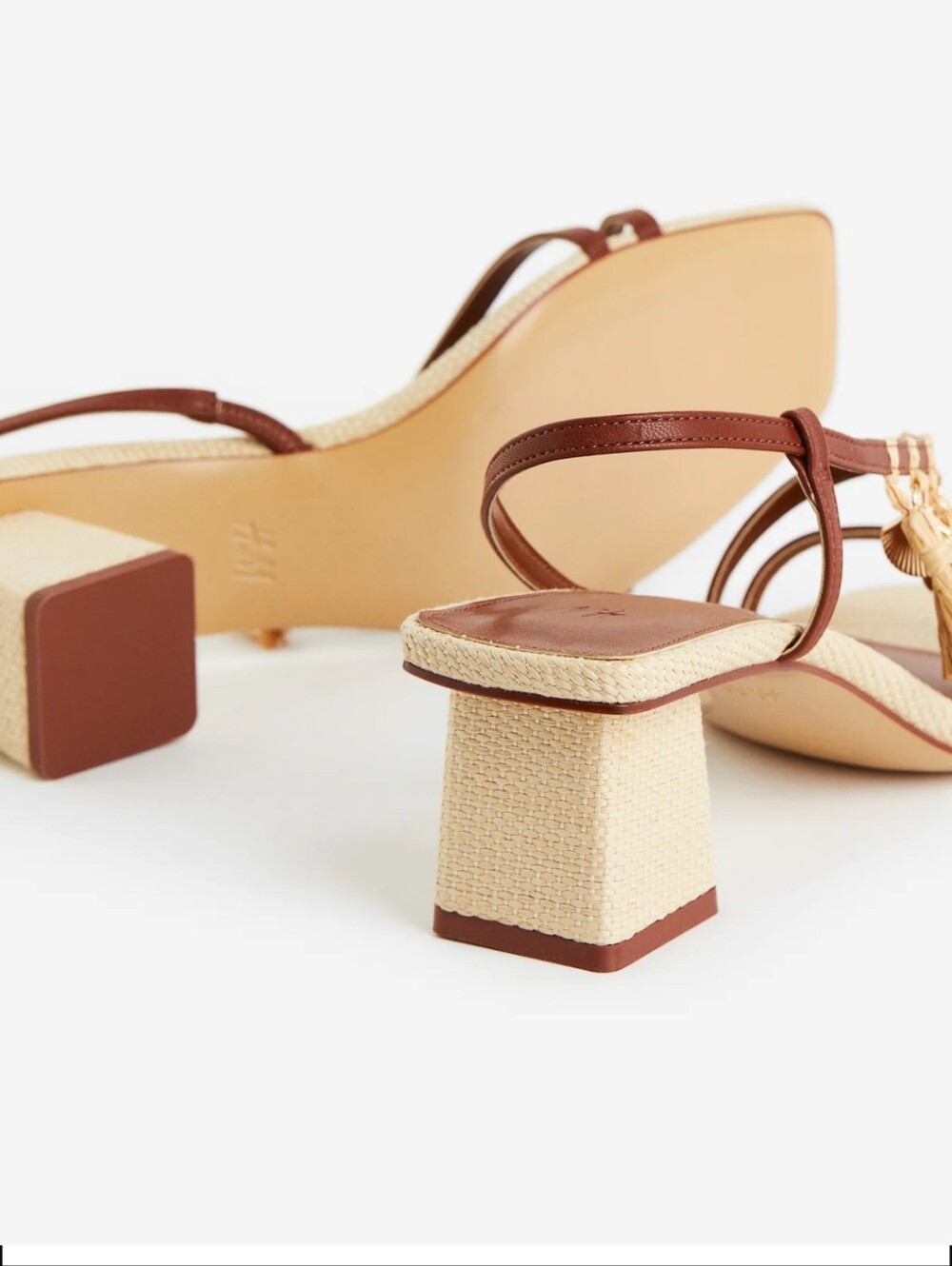 H&M Tasselled heeled sandals - Picture 4 of 12